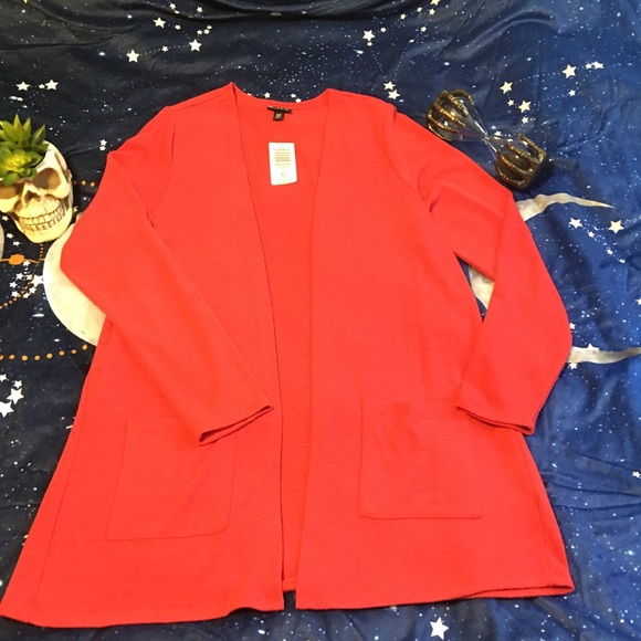 New Torrid red cardigan in 00 - Picture 3 of 3